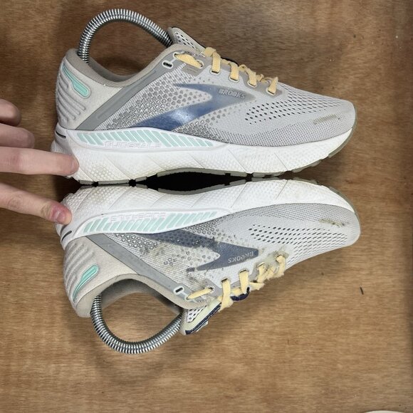 Brooks Adrenaline GTS 22 Womens Size 7.5 Grey Running Shoes - Picture 7 of 10